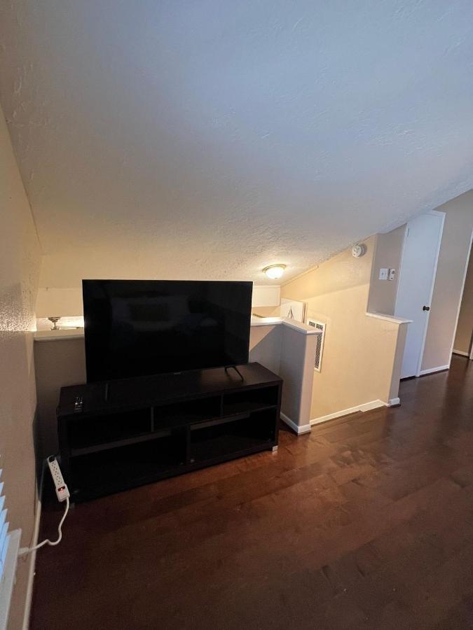 Centrally Located Houston Retreat! Sleeps 8, 10 Min To Downtown, Free Parking Eksteriør bilde